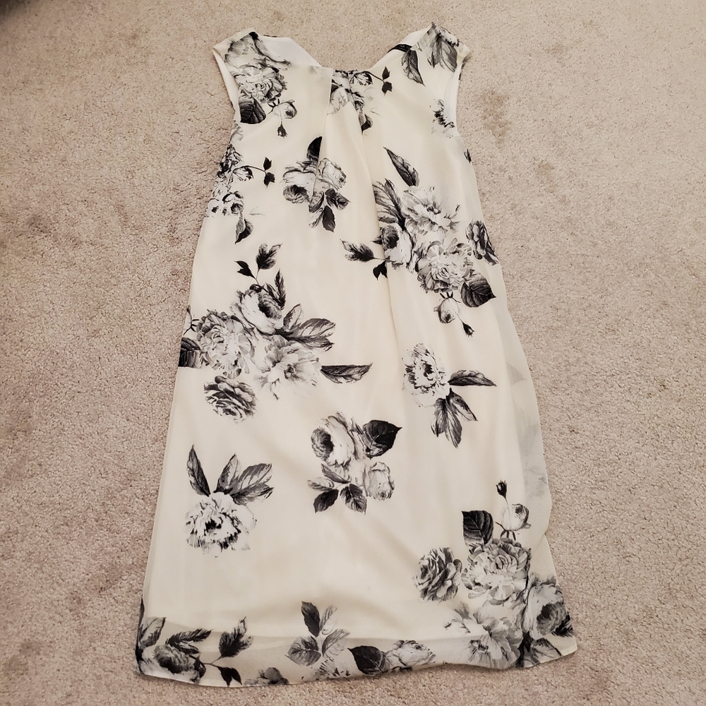 2/$25 🟢 Floral dress